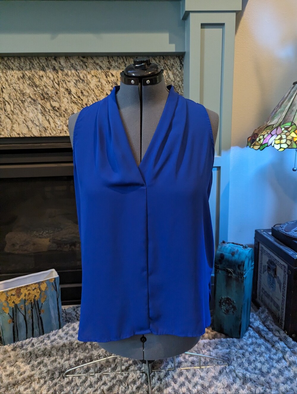 Vince Camuto Sleeveless V-Neck in Cobalt Blue - L
